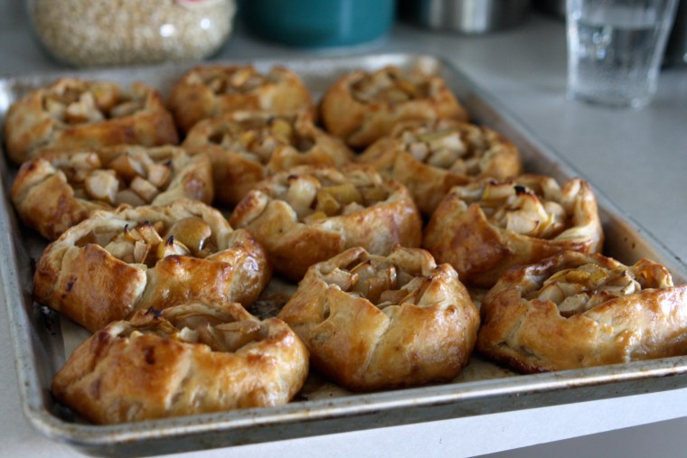 Pear tartlets from the big old pear tree by the garden